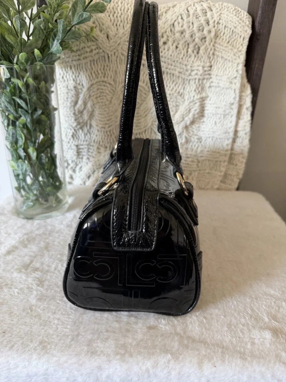 Liz Claiborne Vintage Patent Leather Purse - Picture 7 of 9